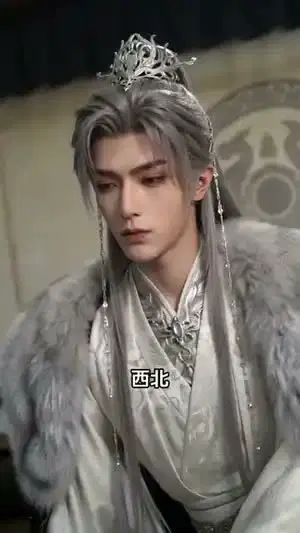 灵魂互换后，摄政王他美又飒