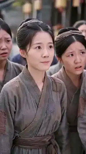 启禀王爷，奴婢今天又要作妖了